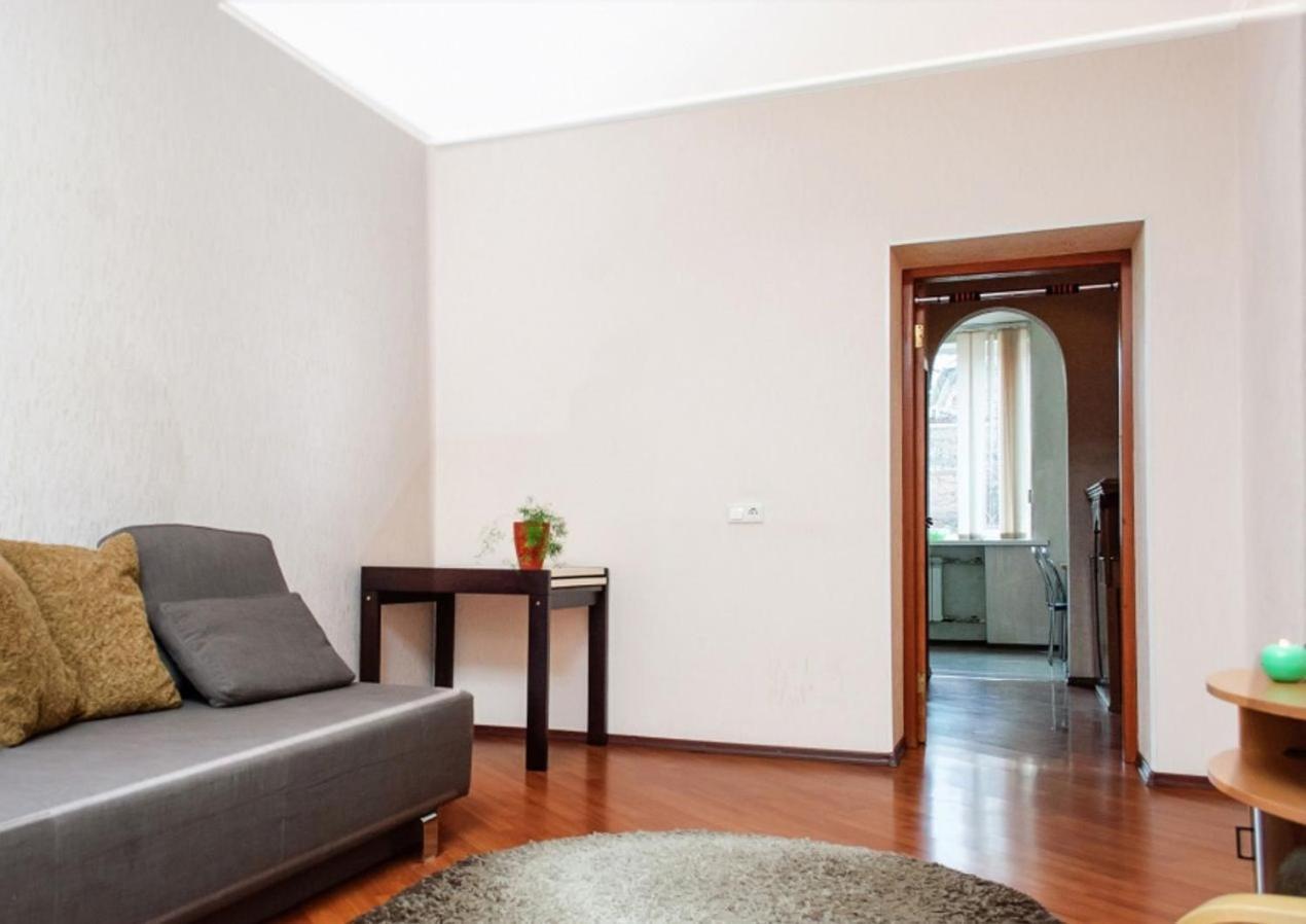 Apartments On Skovoroda Street خاركيف المظهر الخارجي الصورة